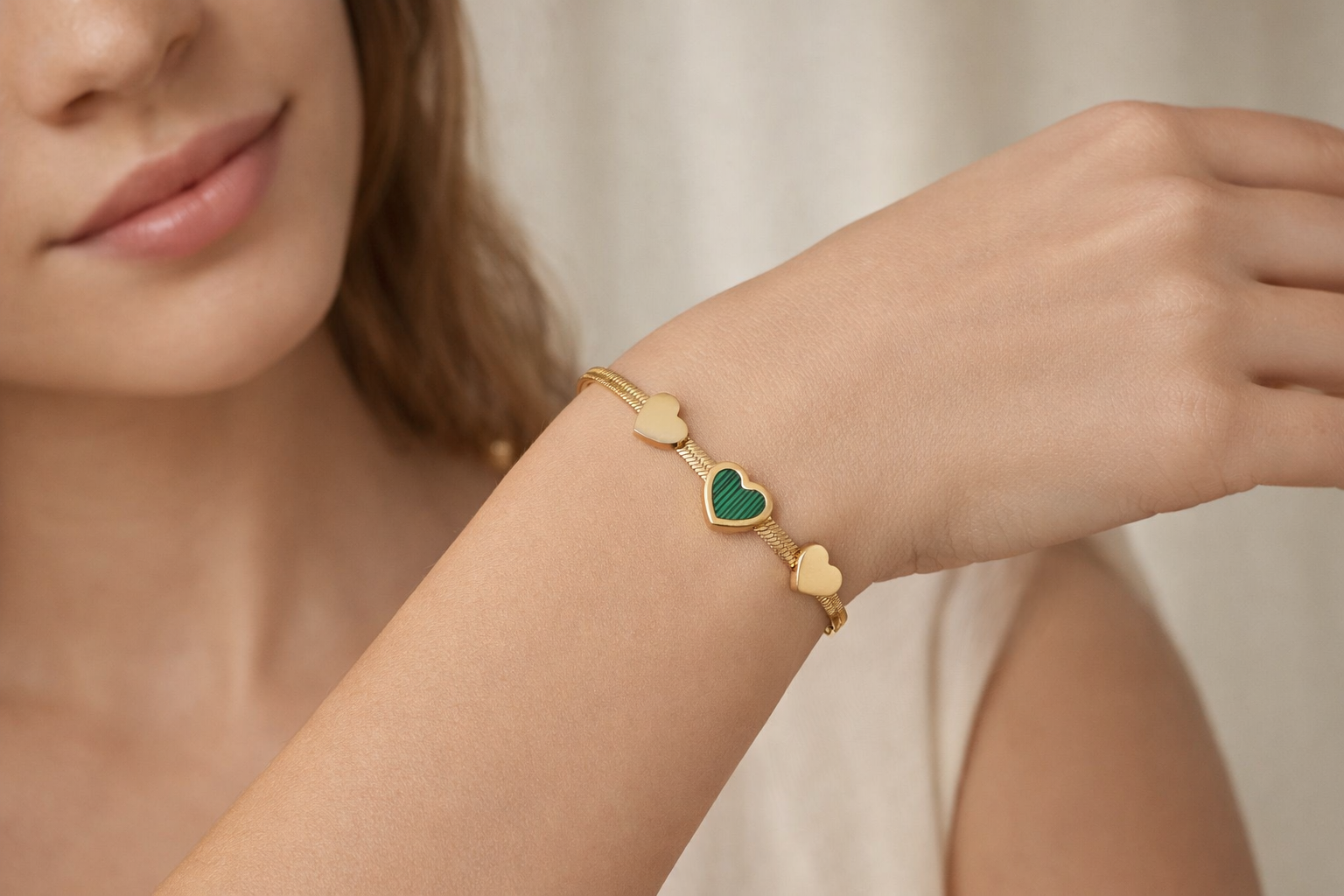 Trio Heart Snake Chain Bracelet