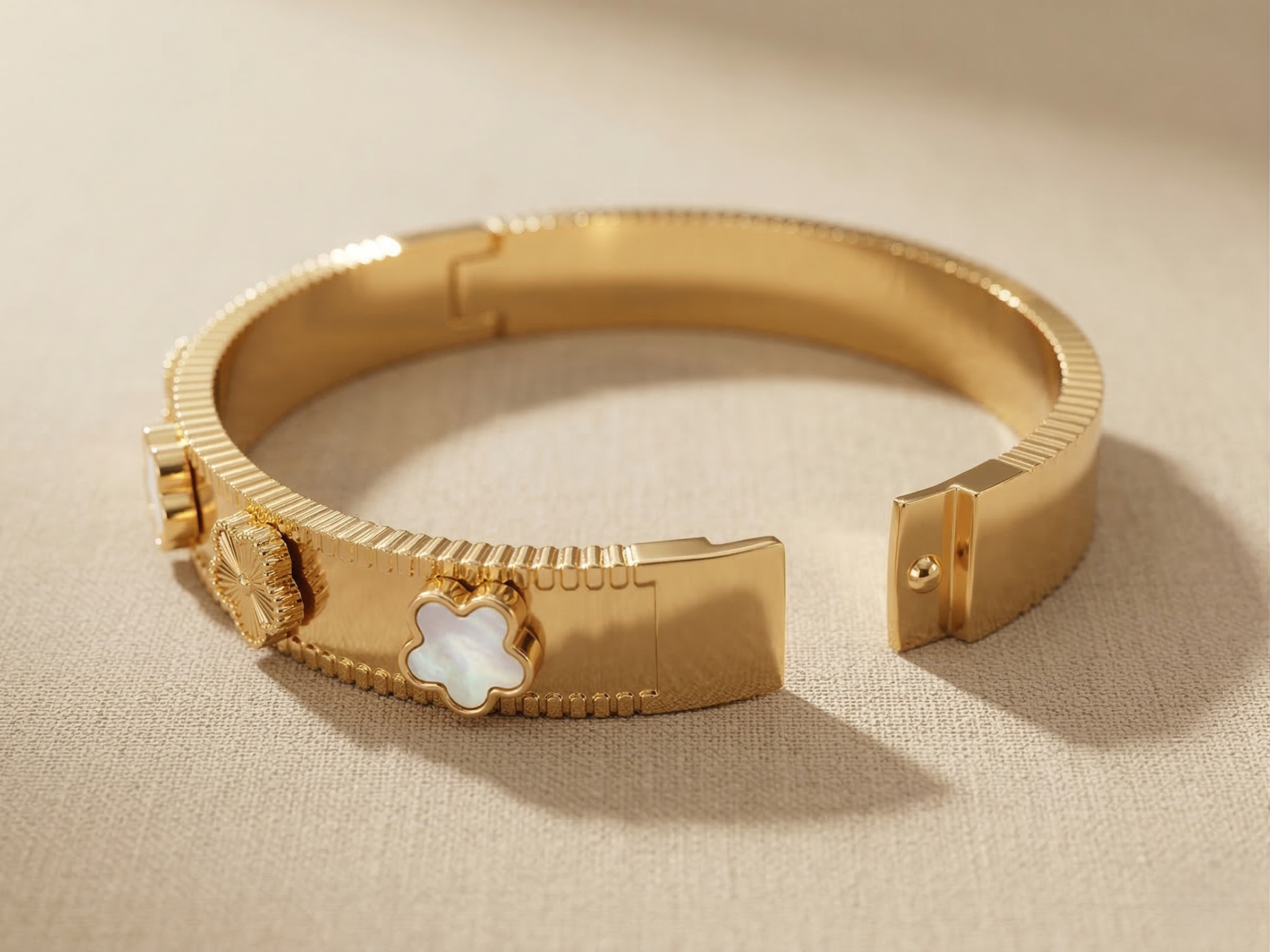 White Clover Floral Bangle Bracelet