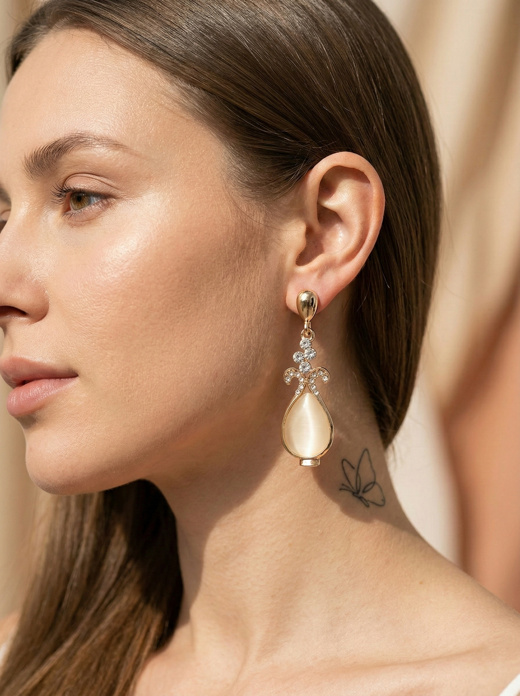 Soft Pearl Earrings