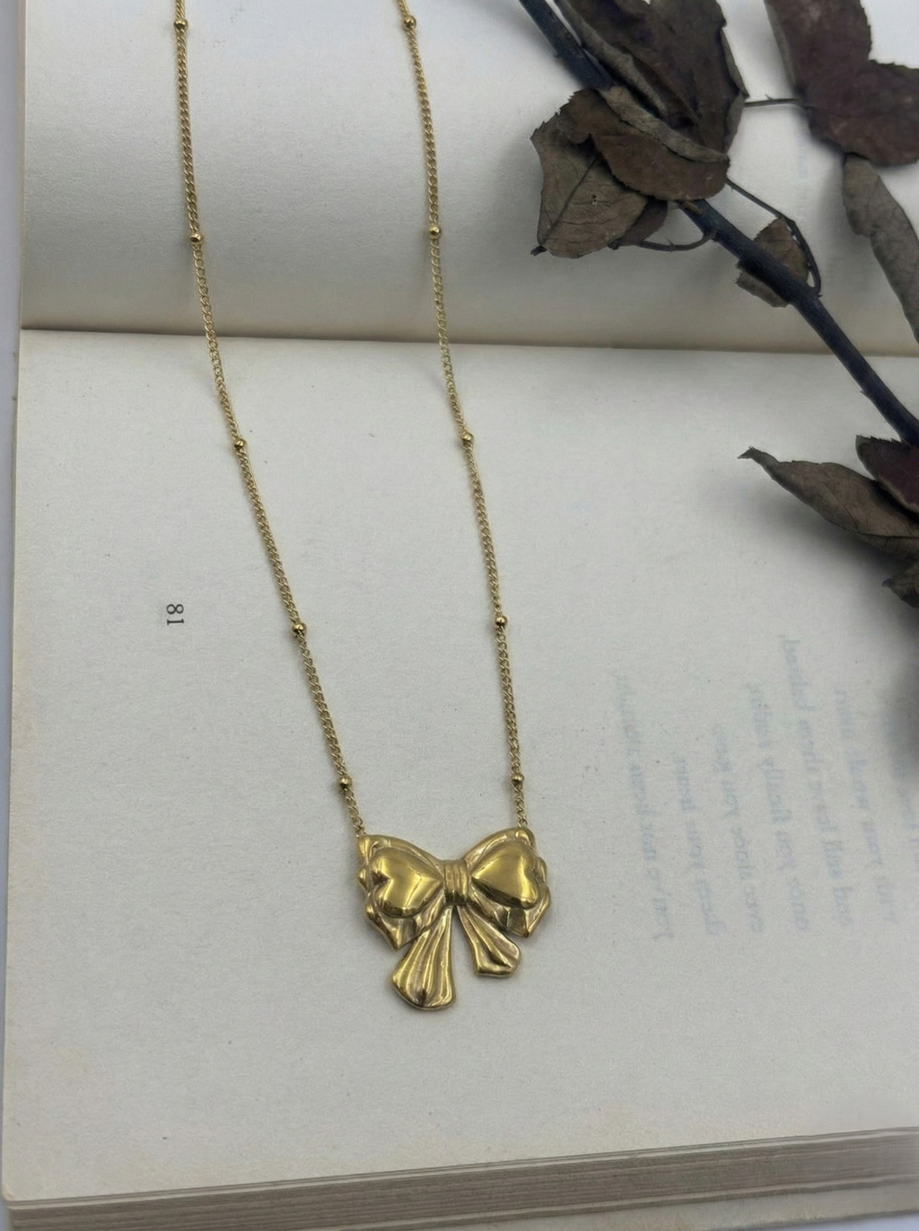 Ribbon Charm Gold Necklace