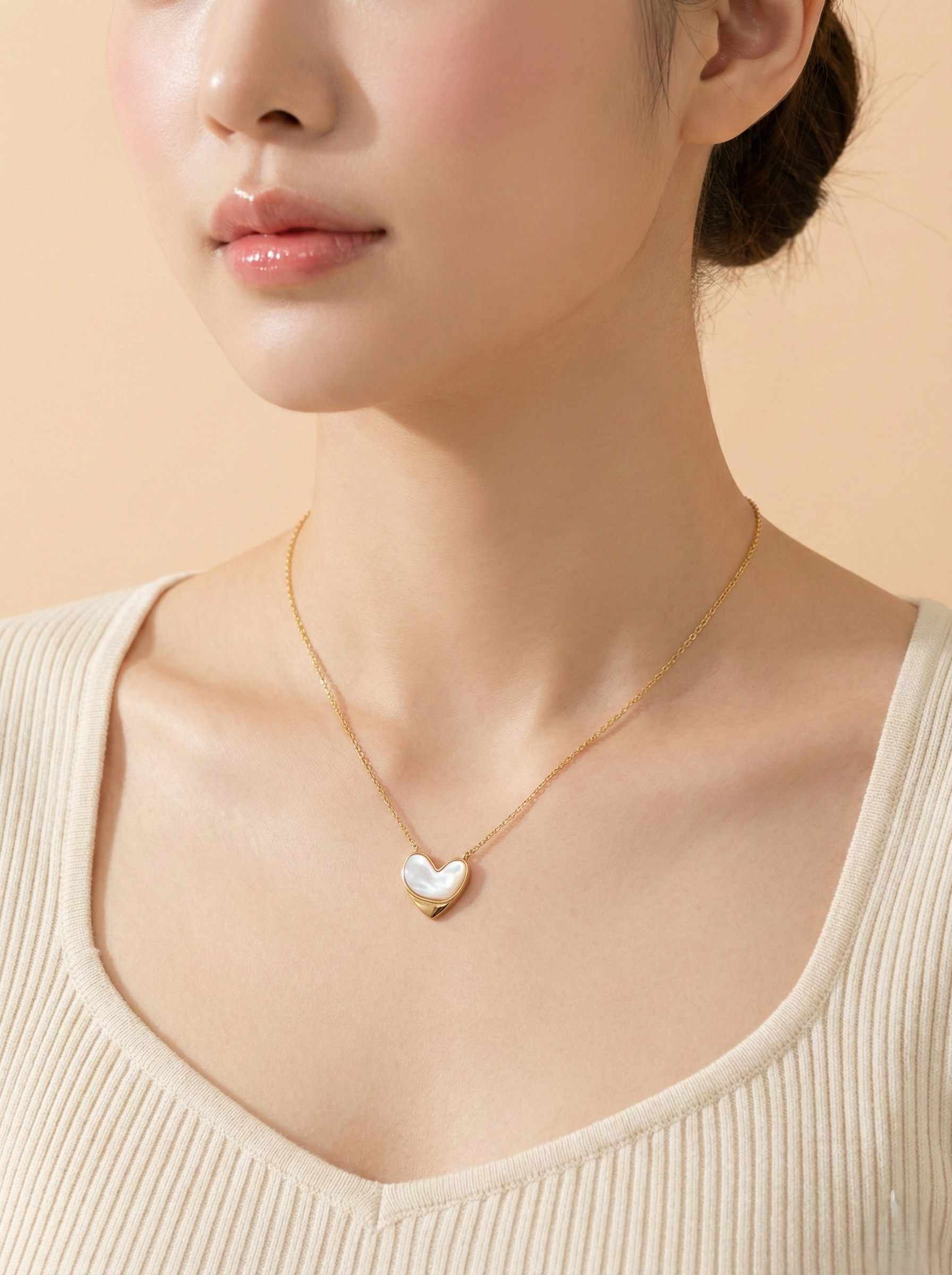 White Heart Necklace