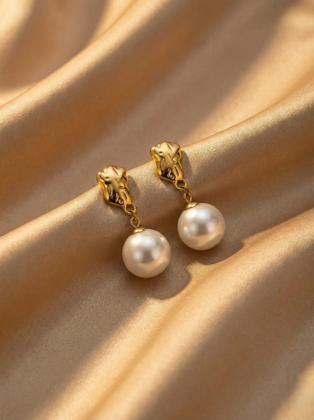 Velora Pearl Drop Earrings