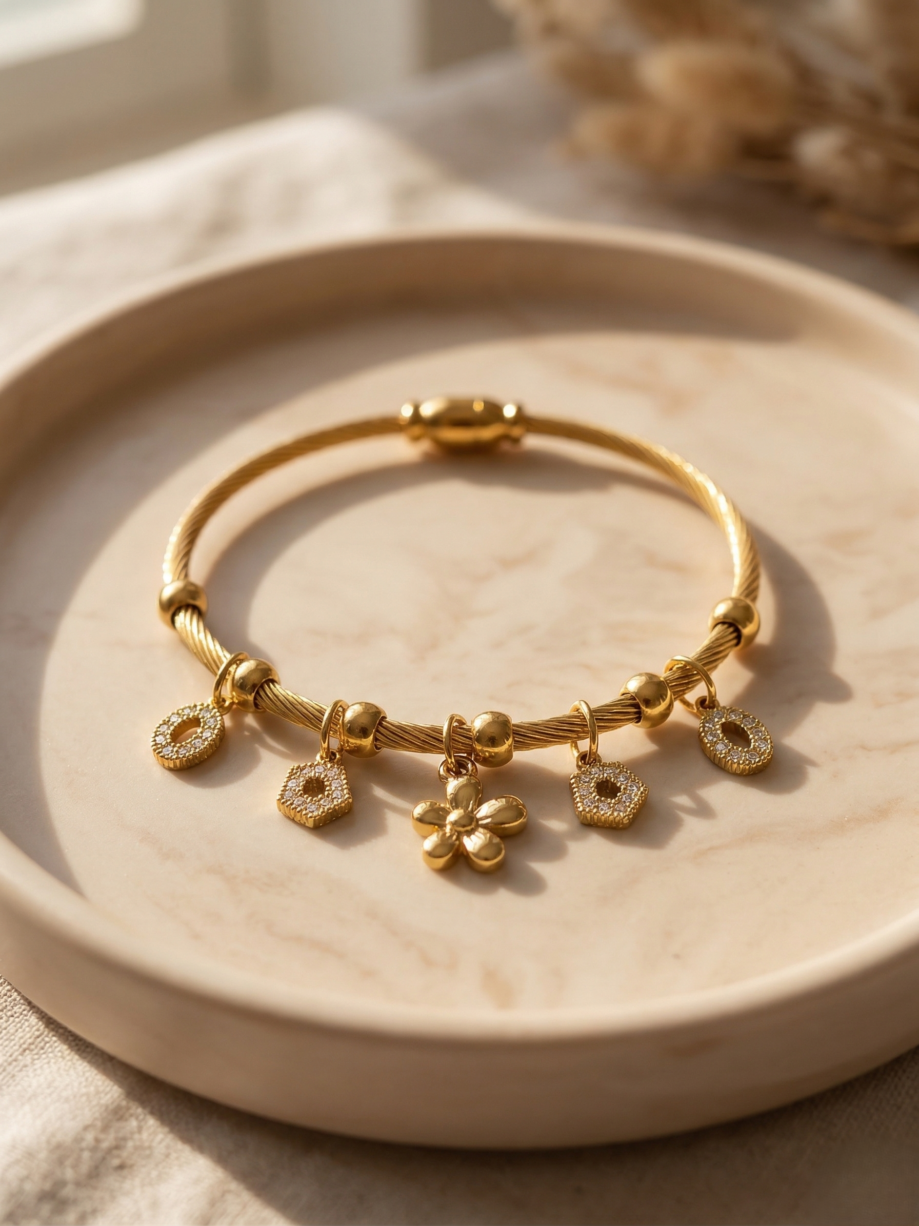 Flora Luxe Charm Bangle Bracelet (free size)