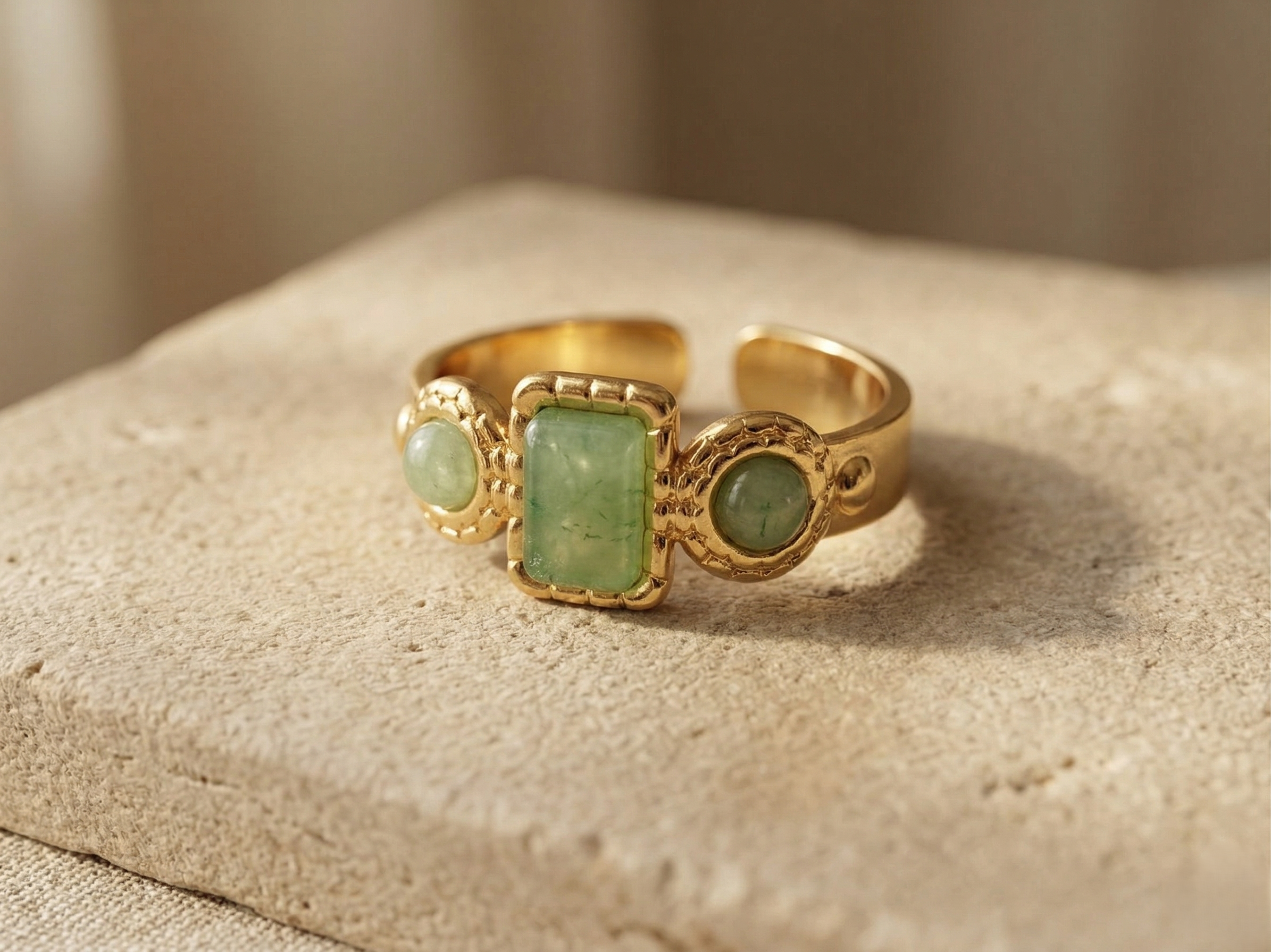 Verdant Glow Statement Ring