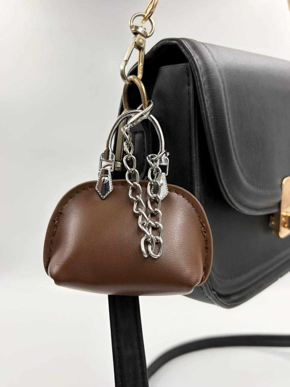 Bag shape keychain