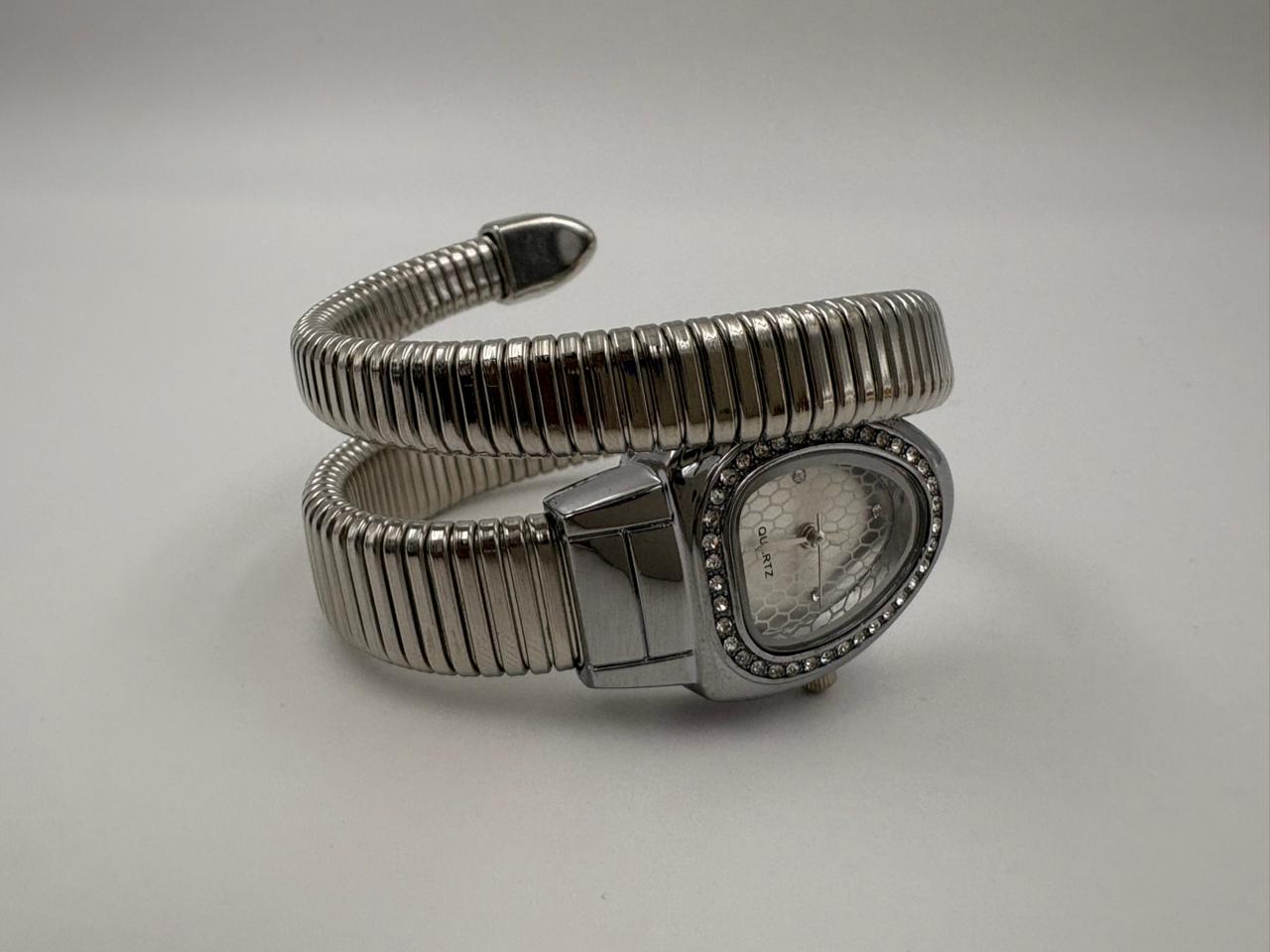 Luxe snake watch